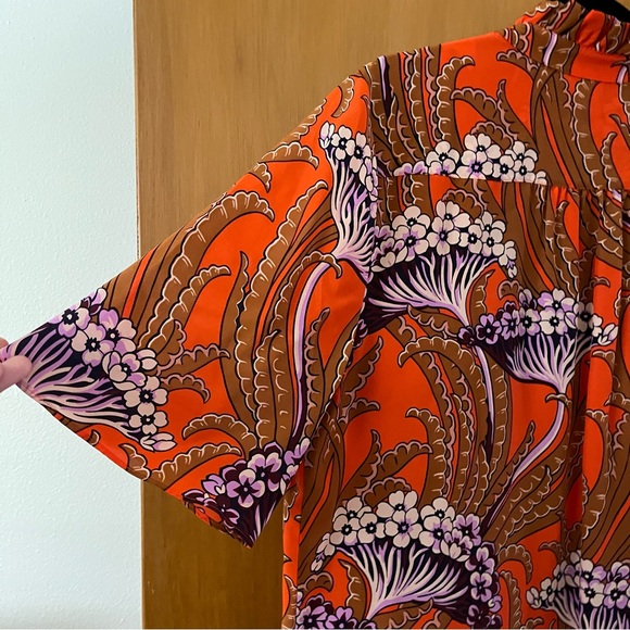 Ann Taylor silk blouse - Picture 3 of 4